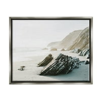 Stupell Industries Rocky Beach Cliff pješčana obala obalna fotografija sivi plutasti uokvireni umjetnički print